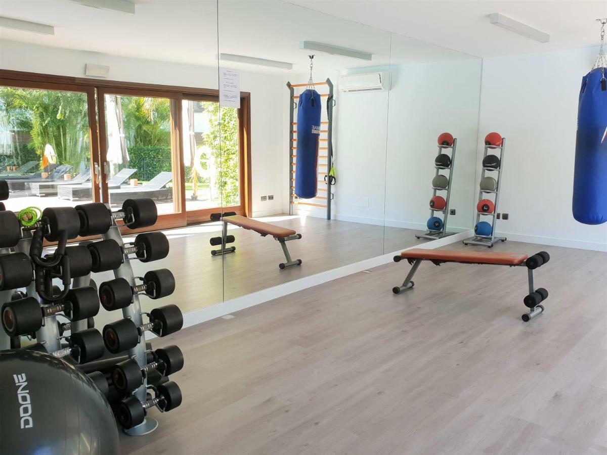 Luxury Apartment Frontal To The Sea In Estepona Doncella Beach Exterior photo