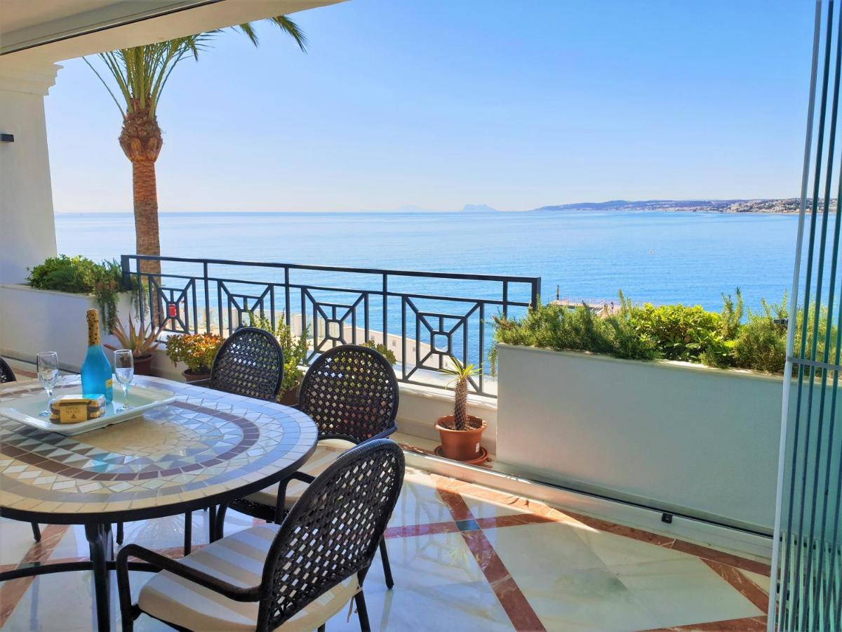 Luxury Apartment Frontal To The Sea In Estepona Doncella Beach Exterior photo